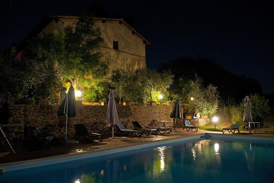 Il Colombaio, Siena -Appartamenti E Camere- Isola d'Arbia Экстерьер фото