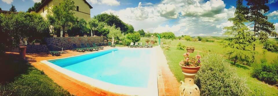 Il Colombaio, Siena -Appartamenti E Camere- Isola d'Arbia Экстерьер фото