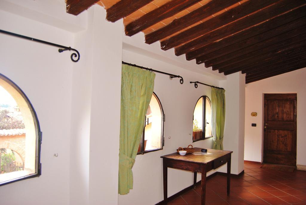 Il Colombaio, Siena -Appartamenti E Camere- Isola d'Arbia Экстерьер фото